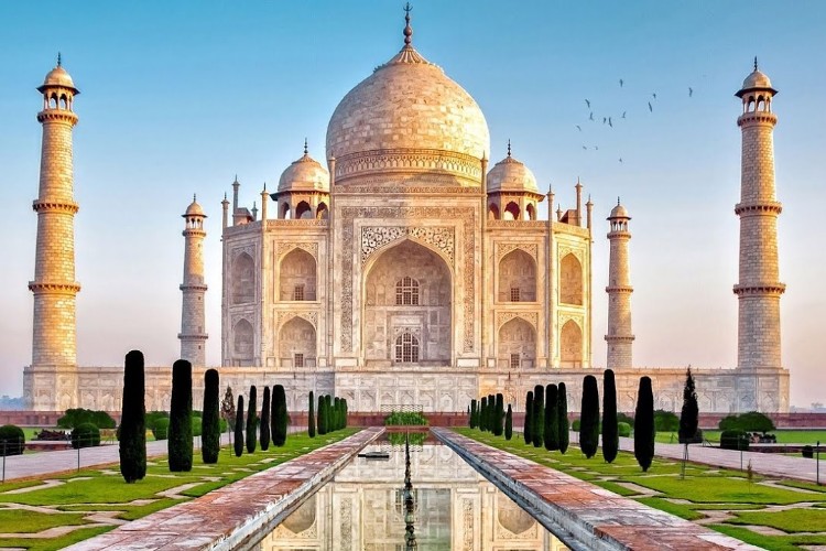 40+ Best Taj Mahal Captions For Instagram