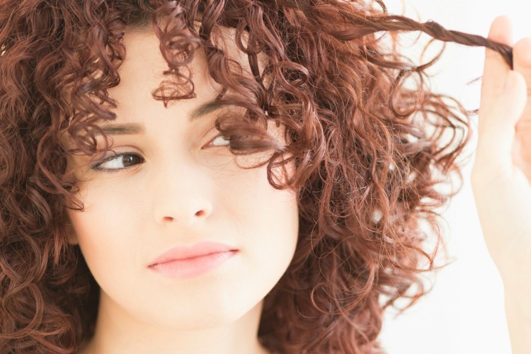 31 Best Curly Hair Captions For Instagram