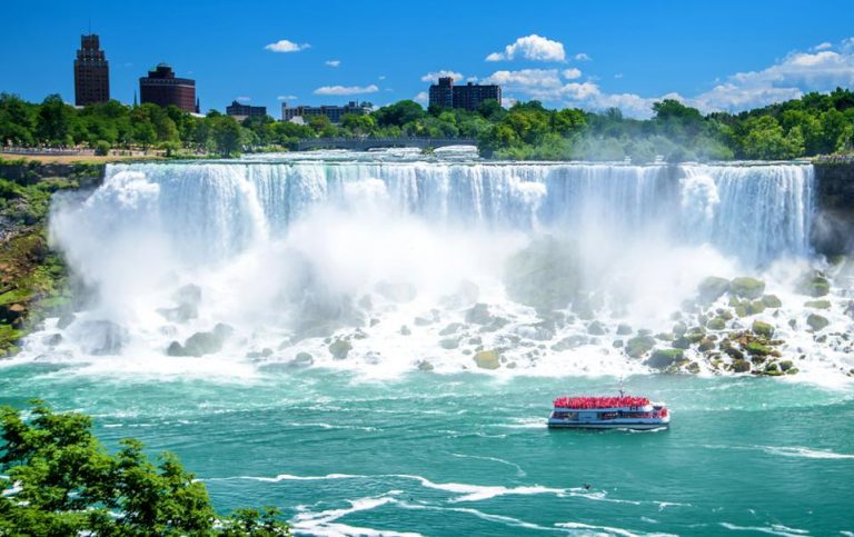 Funny Niagara Falls Captions